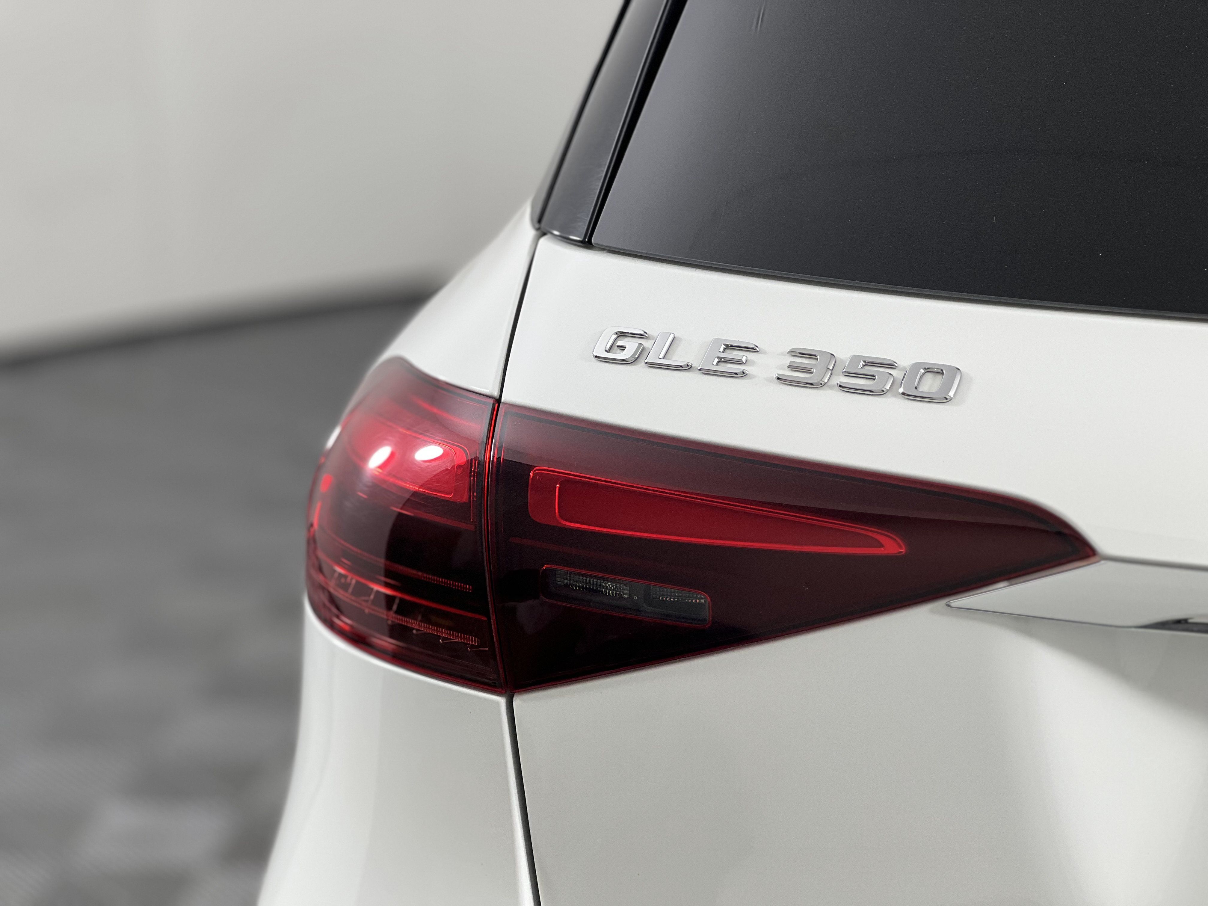 Certified 2025 Mercedes-Benz GLE 350 4MATIC image 12
