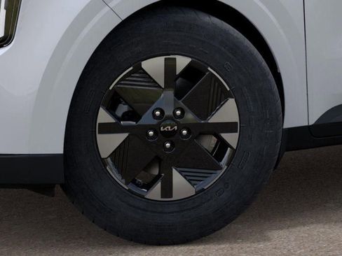 New 2026 Kia Carnival LXS image 9