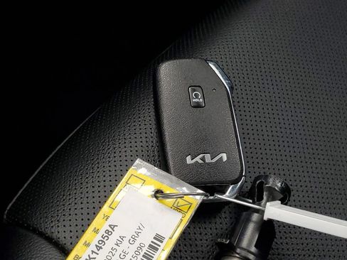 Used 2025 Kia Sportage X-Line w/ Premium Package AWD/4WD image 26