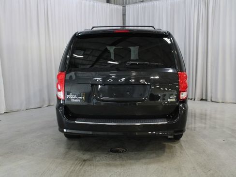 Used 2019 Dodge Grand Caravan SXT FWD image 22