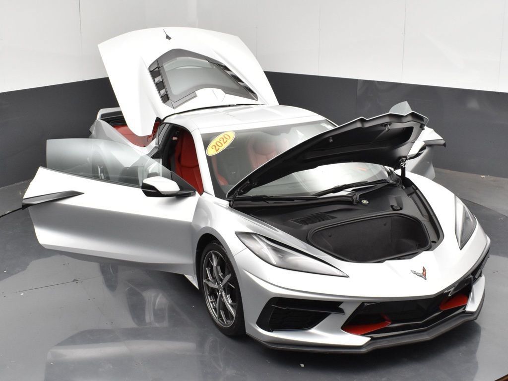 Used 2020 Chevrolet Corvette Stingray Preferred Cpe w/ 2LT Preferred Equipment Group RWD image 29