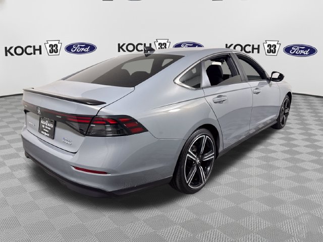 Used 2025 Honda Accord Sport image 8