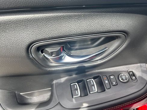 Used 2024 Honda HR-V Sport image 12