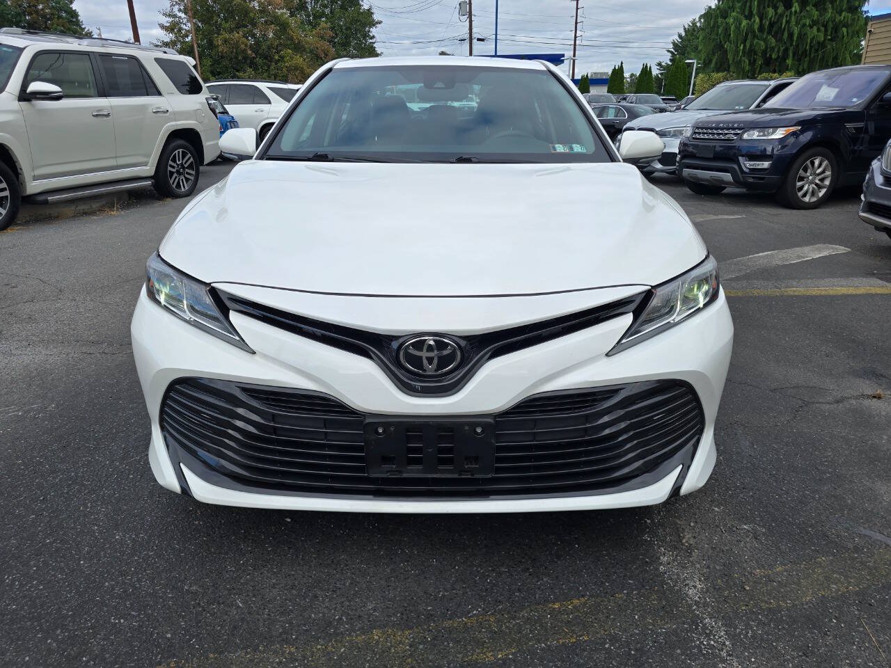 Used 2018 Toyota Camry LE w/ Convenience Package FWD image 8