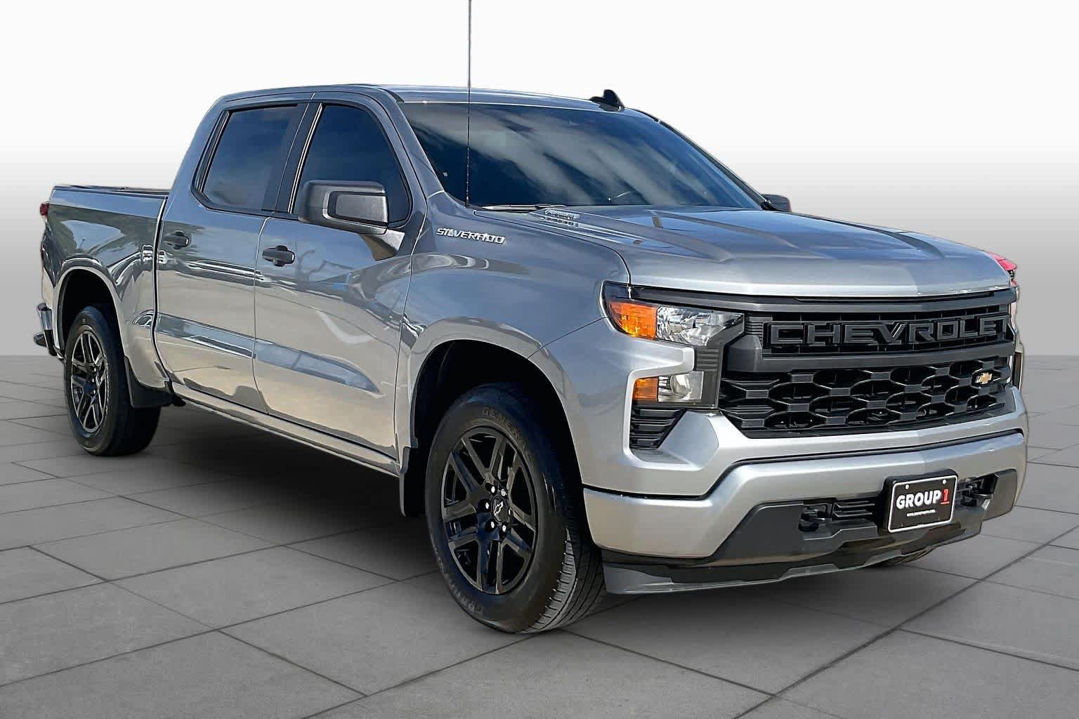 Certified 2026 Chevrolet Silverado 1500 Custom RWD image 3