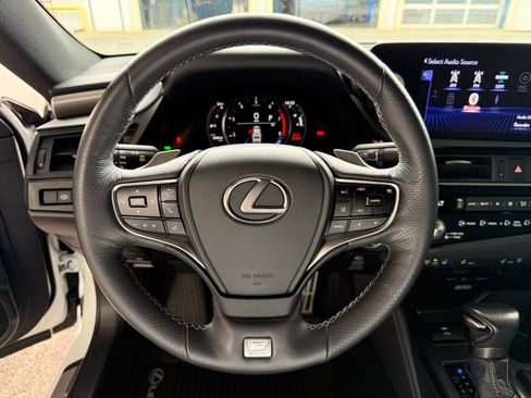 Used 2022 Lexus ES 350 F Sport w/ Accessory Package 2 FWD image 14