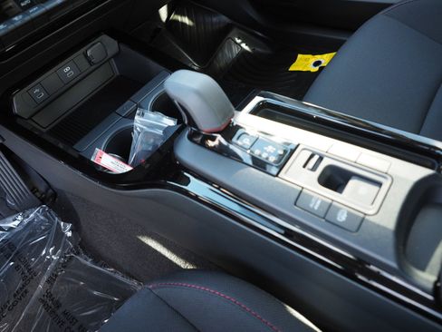 New 2026 Toyota Prius Plug-In Hybrid image 9