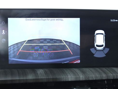 Used 2024 Kia Telluride EX w/ EX Captain's Chair Package FWD image 20