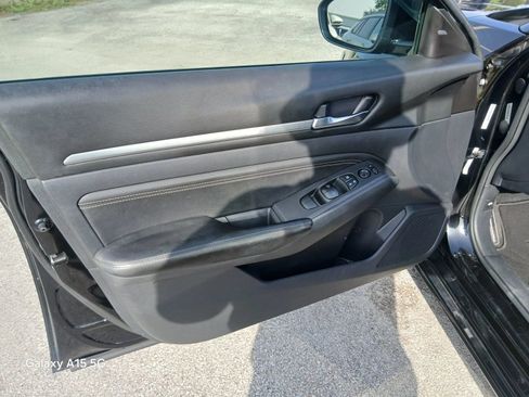 Used 2019 Nissan Altima 2.5 SV AWD/4WD image 11