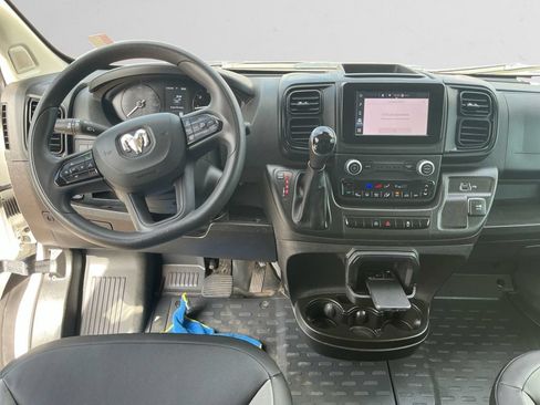 Used 2025 RAM ProMaster 2500 w/ Convenience Group FWD image 10