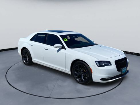 Used 2023 Chrysler 300 S RWD image 9