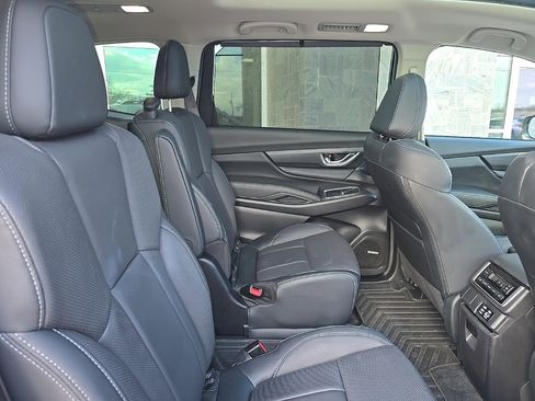 Certified 2025 Subaru Ascent Limited image 33