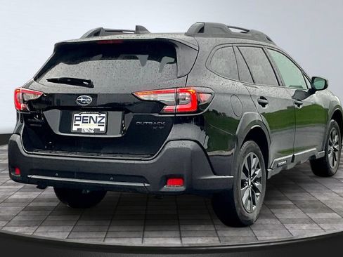 Used 2024 Subaru Outback Onyx Edition XT AWD/4WD image 6