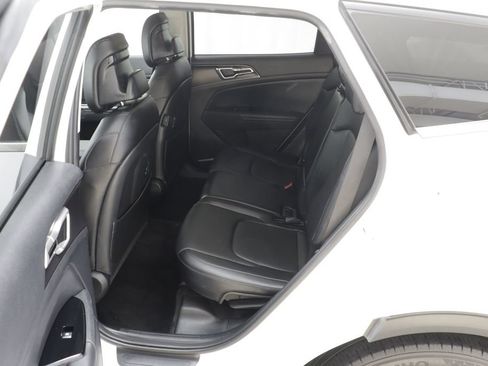 Used 2024 Kia Sportage EX FWD image 15