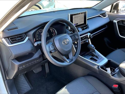Certified 2025 Toyota RAV4 XLE image 18