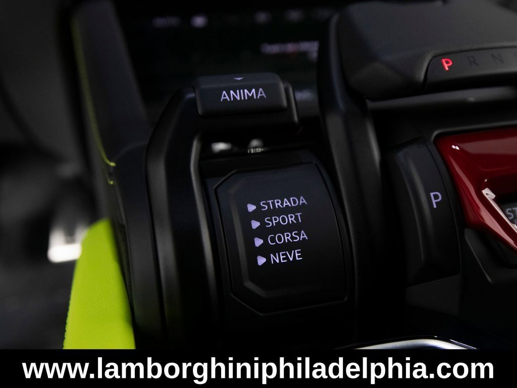 Used 2026 Lamborghini Urus S AWD/4WD image 29