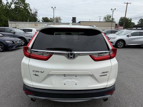 Used 2018 Honda CR-V Touring image 4