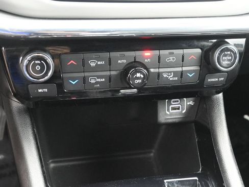 Used 2022 Jeep Compass Limited w/ Elite Group AWD/4WD image 21