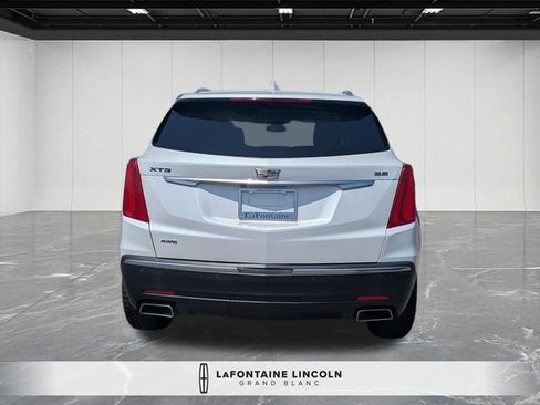 Used 2018 Cadillac XT5 Luxury w/ Driver Awareness Package AWD/4WD image 4