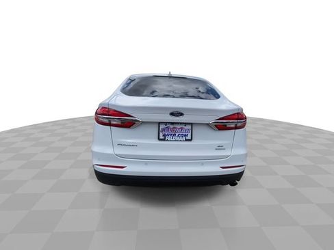Used 2020 Ford Fusion SE FWD image 9