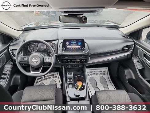 Certified 2024 Nissan Rogue SV image 24