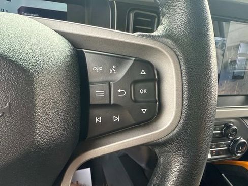 Used 2022 Ford Bronco Badlands image 29