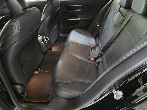 Used 2023 Mercedes-Benz C 300 Sedan image 19