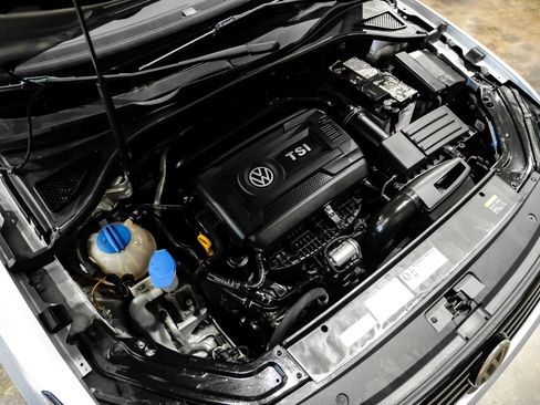 Used 2017 Volkswagen Passat 1.8T S FWD image 47