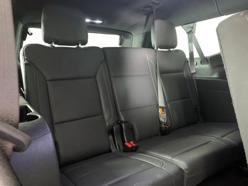 Used 2024 Chevrolet Suburban LT AWD/4WD image 26