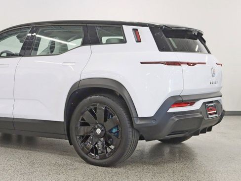 Used 2023 Fisker Ocean Extreme image 10