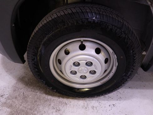 Used 2018 RAM ProMaster 2500 FWD image 10