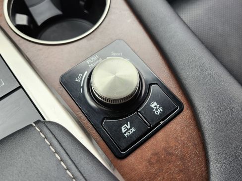 Used 2022 Lexus RX 450hL AWD w/ Premium Package image 12