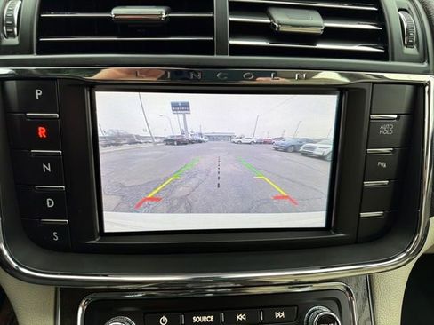 Used 2020 Lincoln Continental AWD w/ Convenience Package image 24