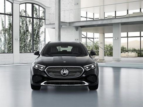 New 2026 Mercedes-Benz E 450 4MATIC All-Terrain Wagon image 7