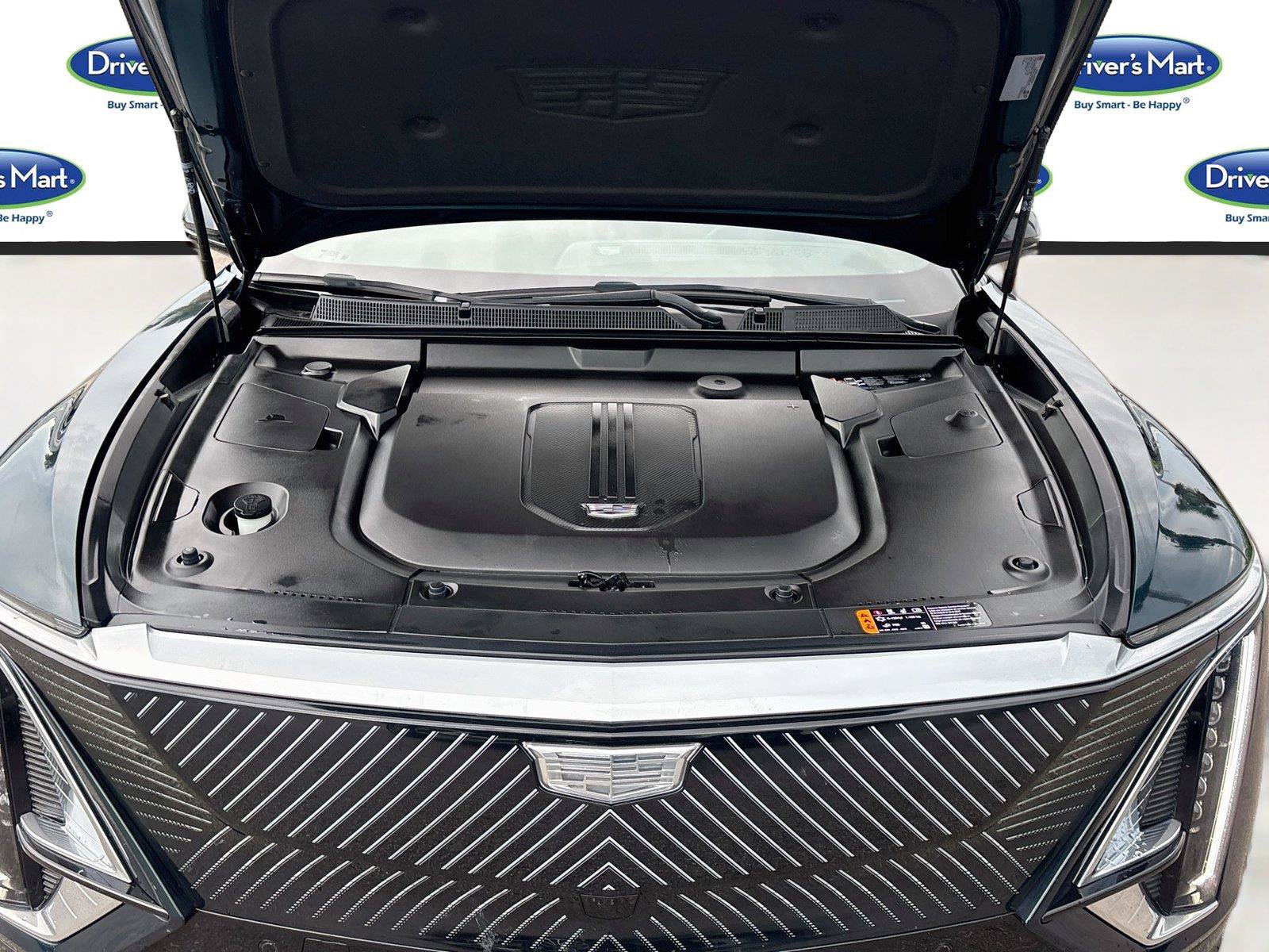 Used 2024 Cadillac Lyriq Tech RWD image 30