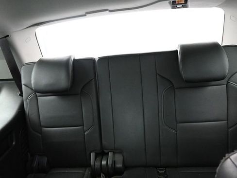 Used 2017 GMC Yukon SLT w/ Open Road Package image 18