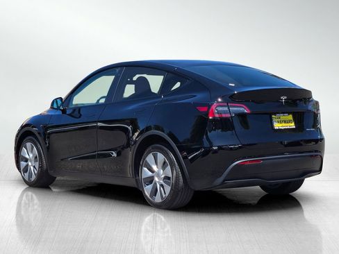 Used 2023 Tesla Model Y Long Range AWD/4WD image 7