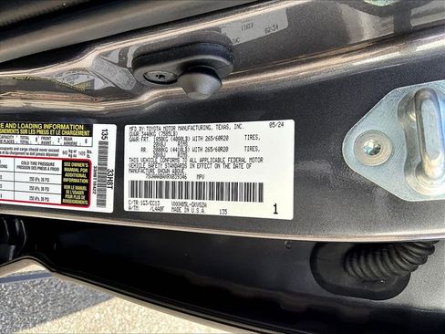 Used 2024 Toyota Sequoia SR5 AWD/4WD image 37