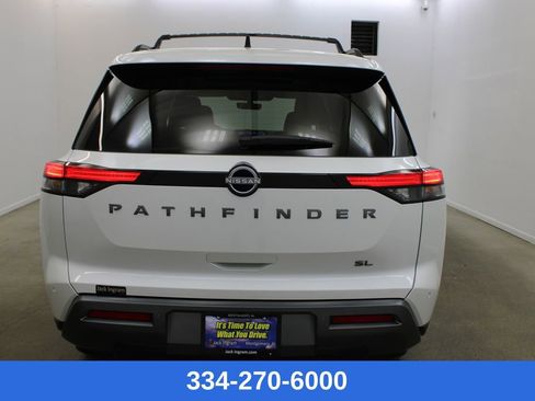 New 2026 Nissan Pathfinder SL image 3