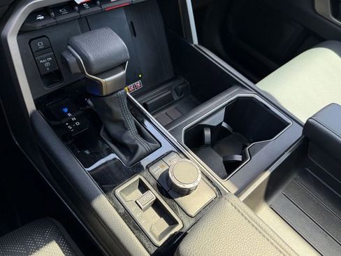 Used 2025 Toyota Tundra Limited image 23