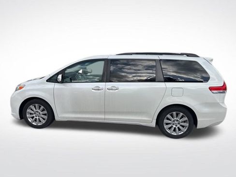 Used 2013 Toyota Sienna Limited w/ Premium Pkg AWD/4WD image 5