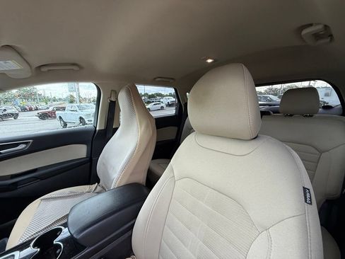 Used 2017 Ford Edge SEL AWD/4WD image 13