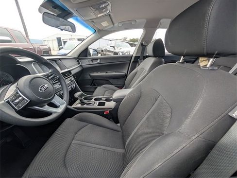 Used 2020 Kia Optima LX image 10