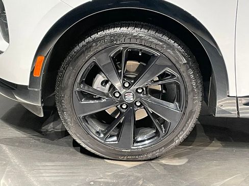 Used 2025 Buick Envision Sport Touring image 15