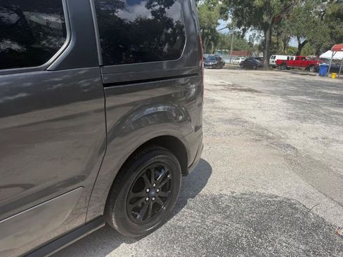 Used 2020 Ford Transit Connect XLT FWD image 11