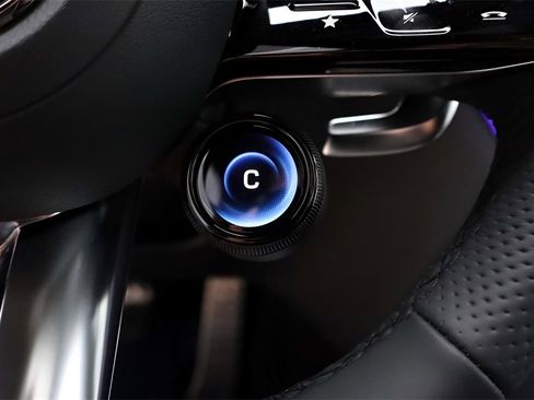 Certified 2025 Mercedes-Benz GLC 43 AMG 4MATIC Coupe image 69