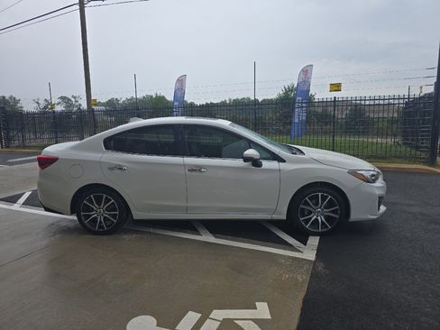 Used 2017 Subaru Impreza 2.0i Limited image 7