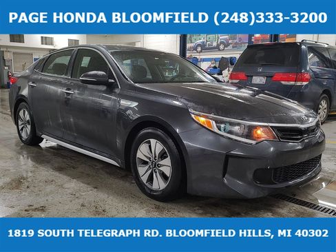 Used 2017 Kia Optima Premium image 1