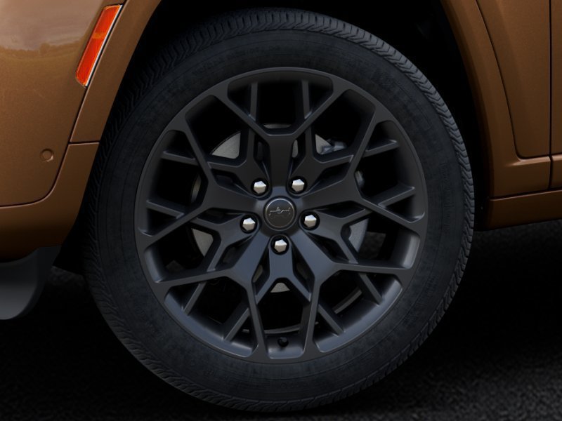 New 2027 Jeep Grand Cherokee L Summit AWD/4WD image 8