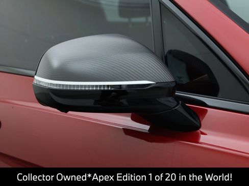 Used 2025 Bentley Bentayga AWD/4WD image 59